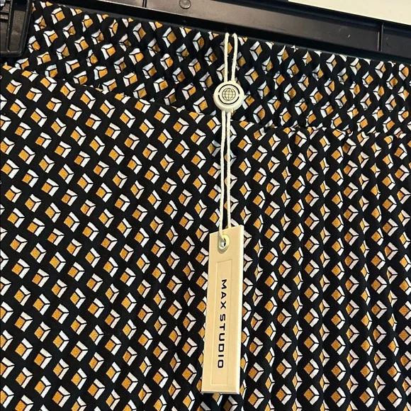 Max Studio Black and White Geometric Midi Skirt and Wrap Top Set - Picture 7 of 9